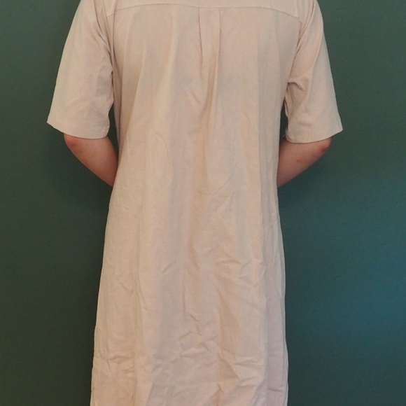 Tan Smock - Picture 2 of 2